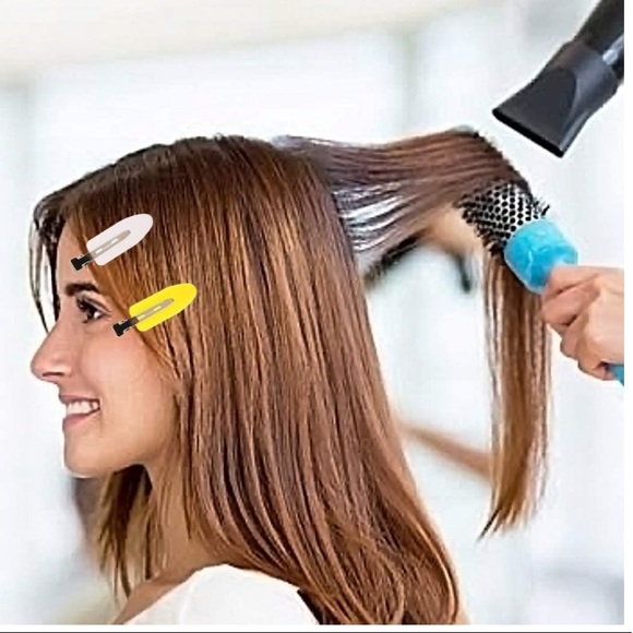 Set of 4 No Bend/No Crease Hair Clips - Picture 3 of 9